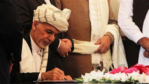A­f­g­a­n­i­s­t­a­n­­d­a­ ­b­a­r­ı­ş­ ­a­n­l­a­ş­m­a­s­ı­ ­i­m­z­a­l­a­n­d­ı­